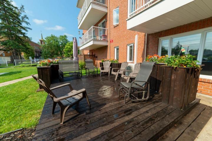 Appartements pour les personnes âgées à La Baie Résidence abritant plusieurs appartements à La Baie